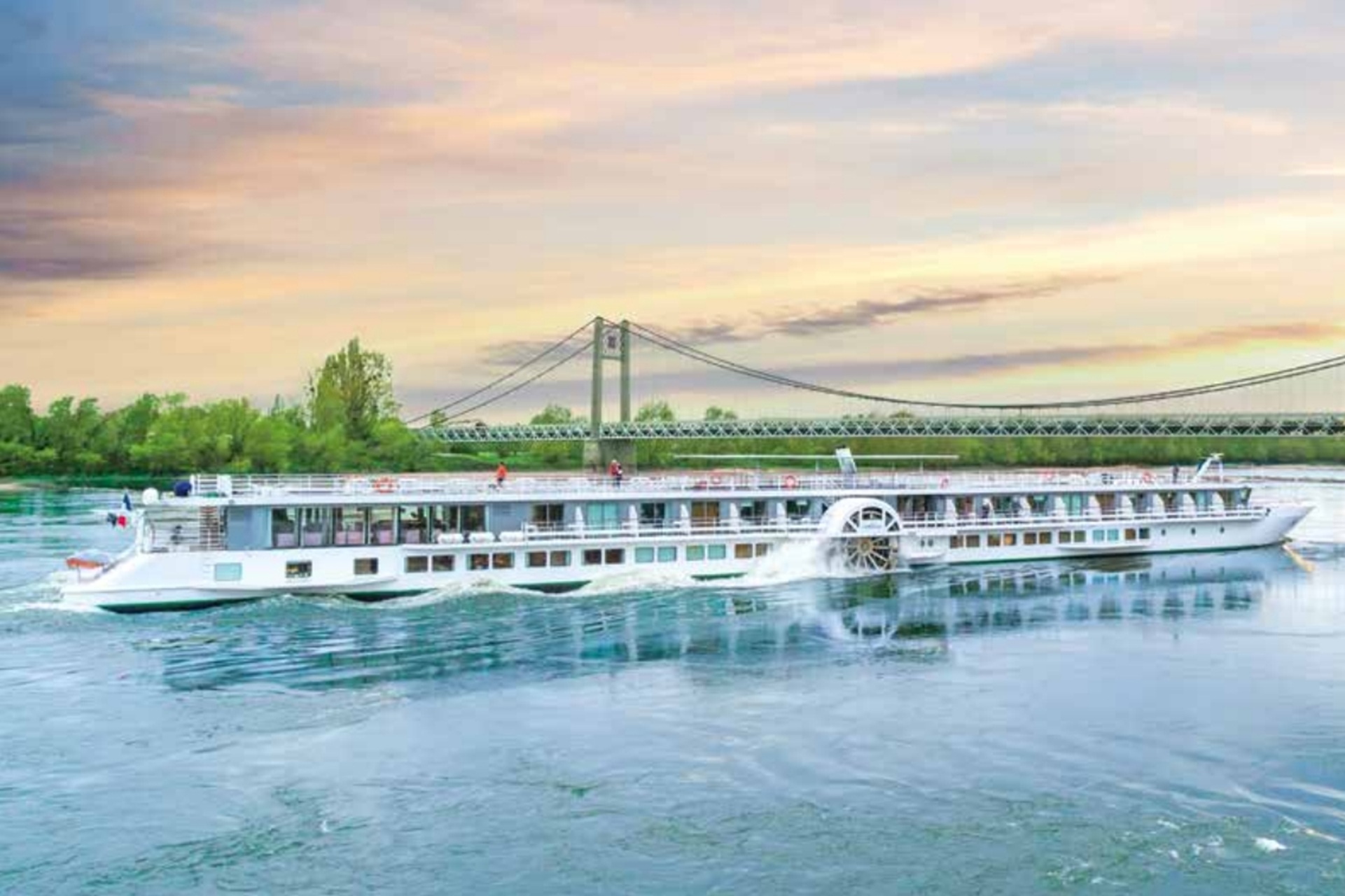 Loire Princesse cruising the Loire River