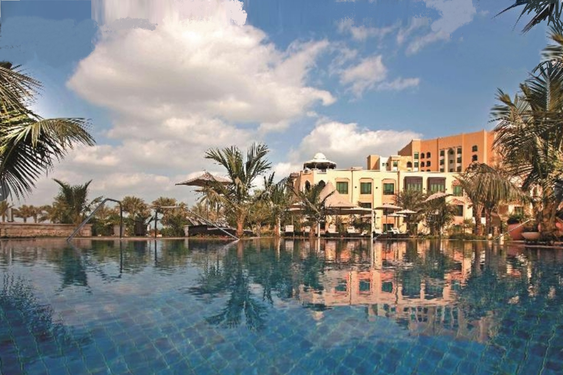 Abu Dhabi Shangri La Al qaryat
