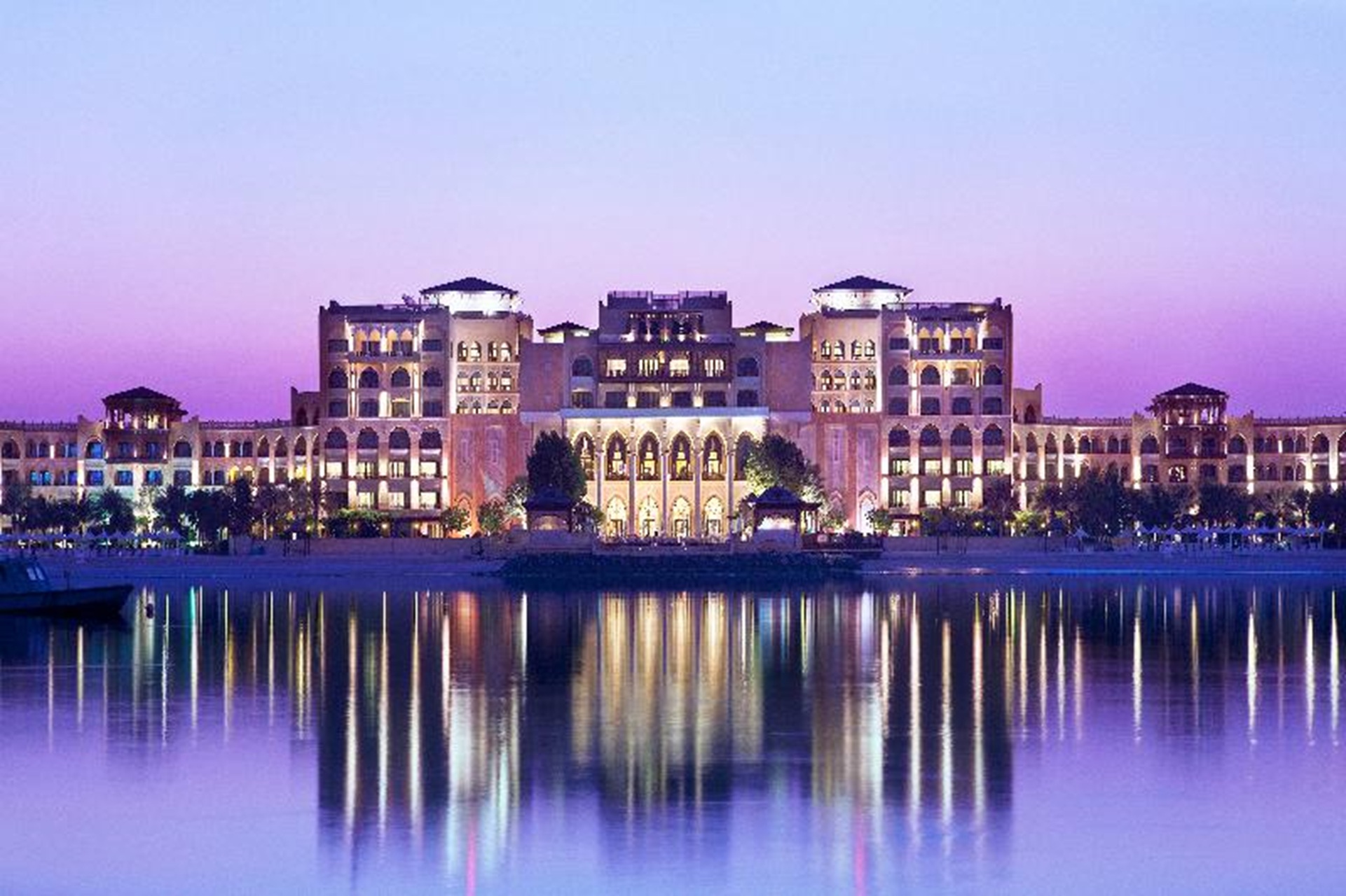 Abu Dhabi Shangri La Al qaryat