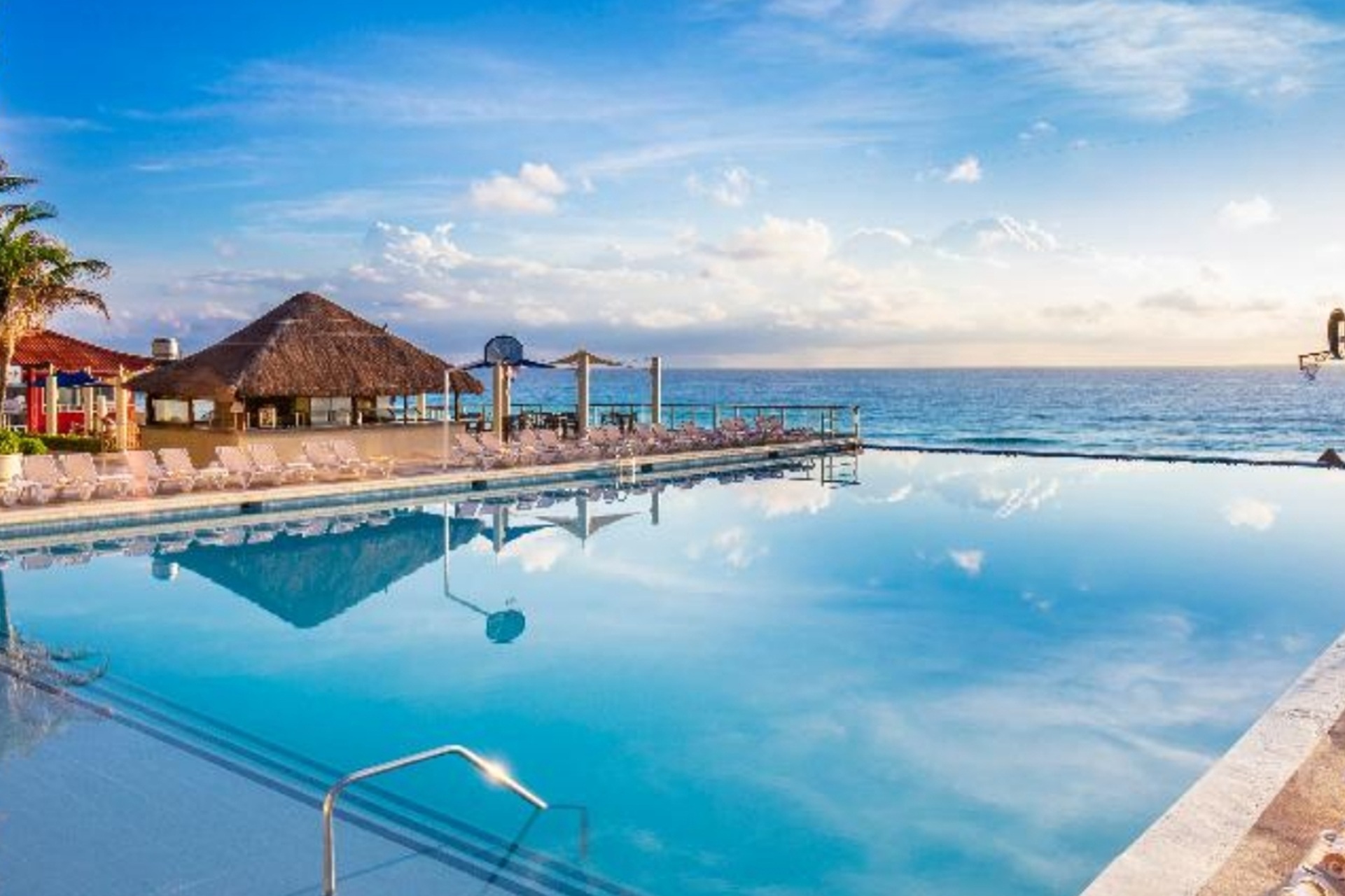 Crown Paradise Club 5