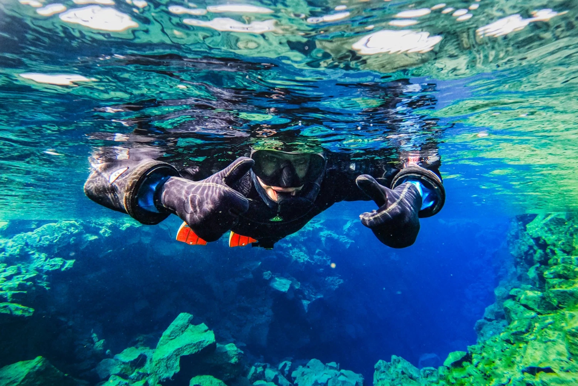 Silfra Snorkelling