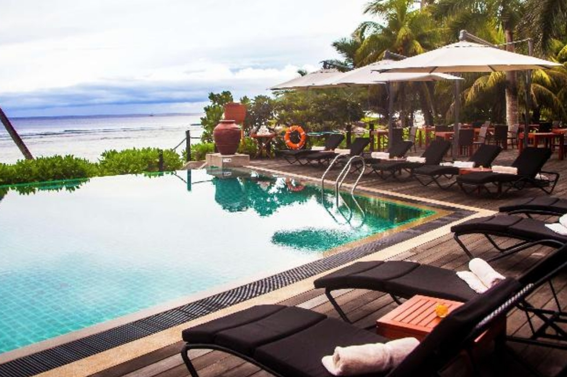 Double Tree by Hilton Seychelles 3.jpg