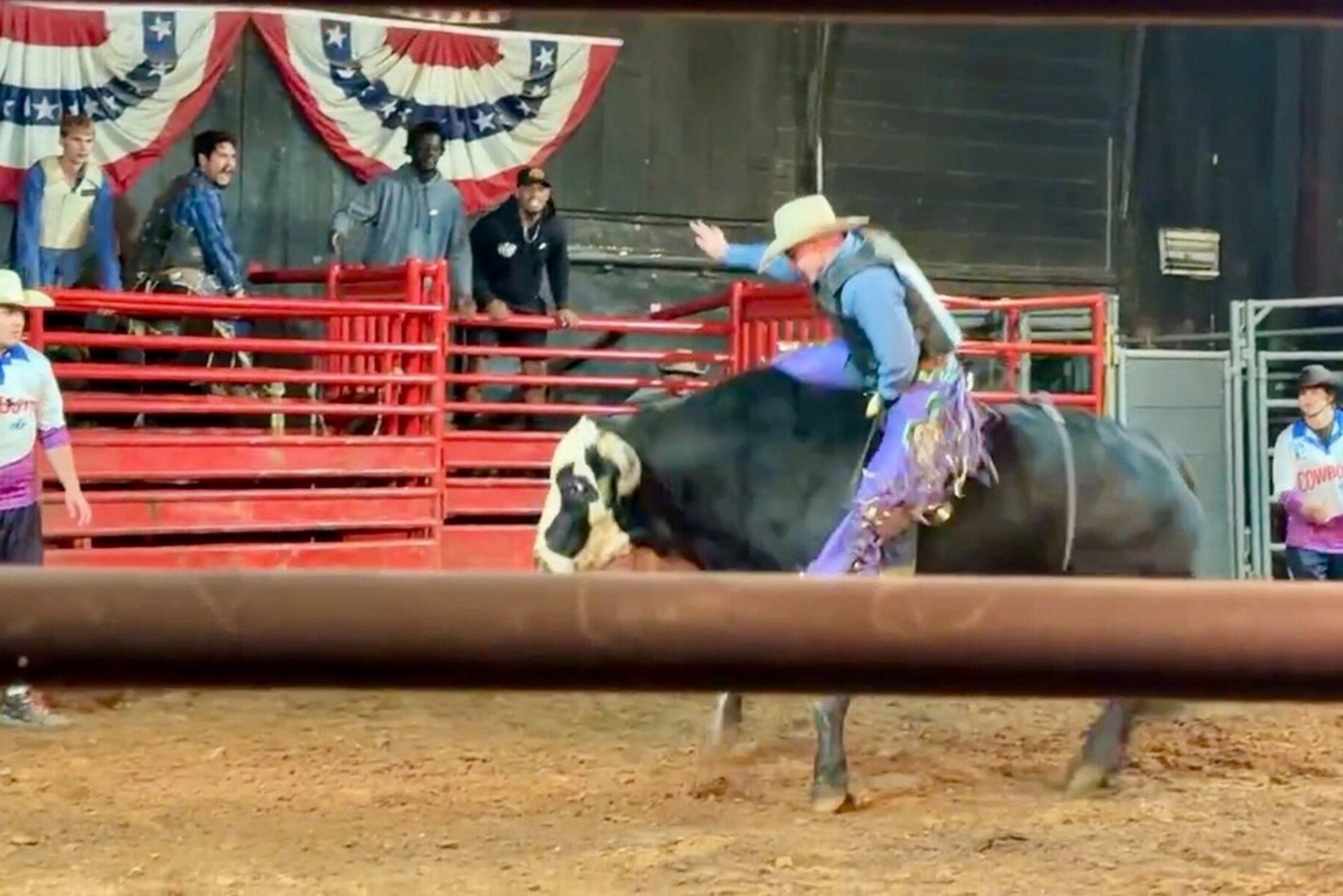 Oklahoma - bull riding in Stockyard city