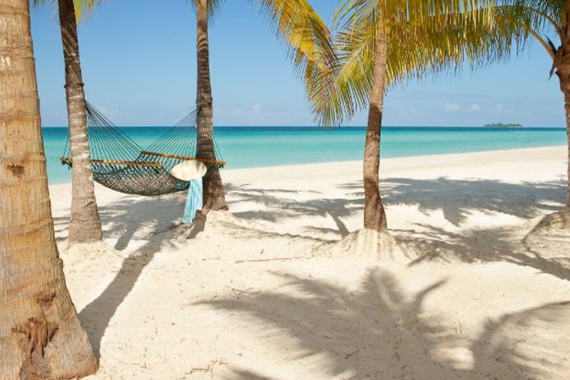 Couples Swept Away 3