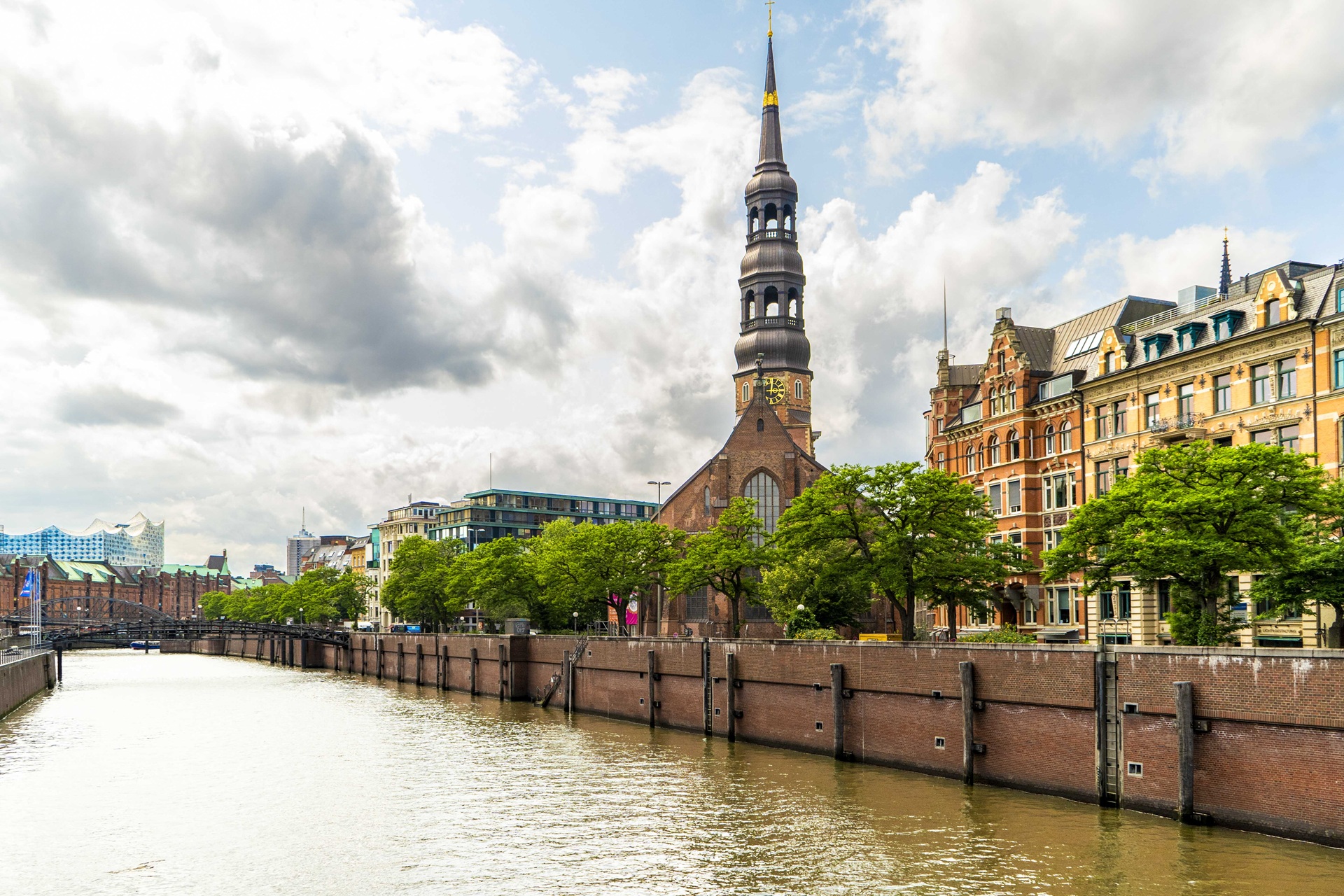 Hamburg canals and historic waterfront
