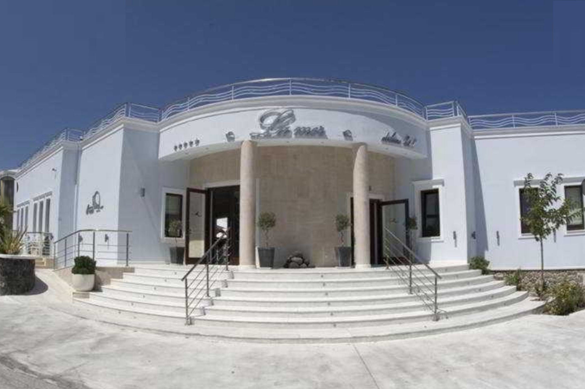 La Mer Deluxe resort and Spa - Santorini
