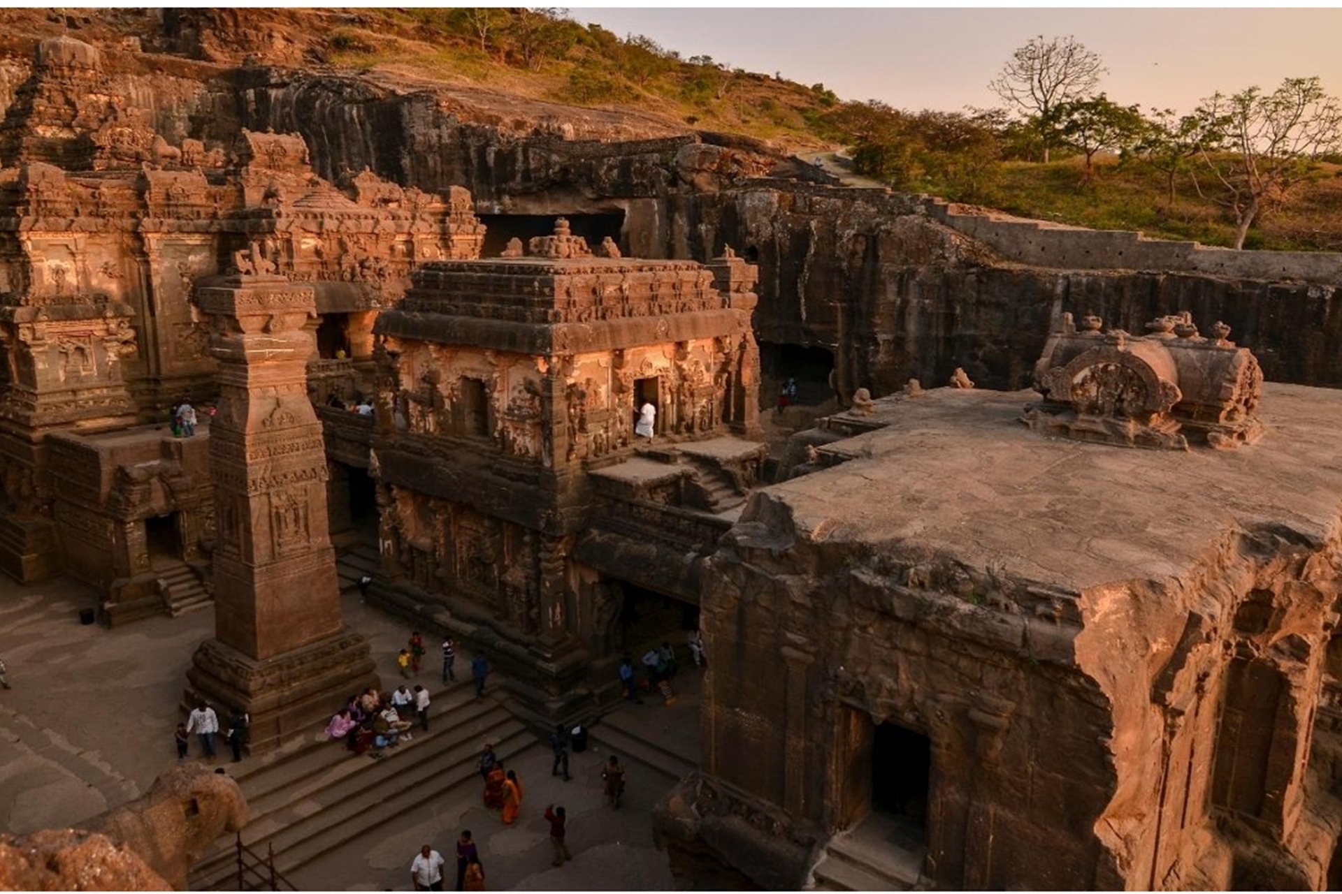 ELLORA CAVES  india.jpg