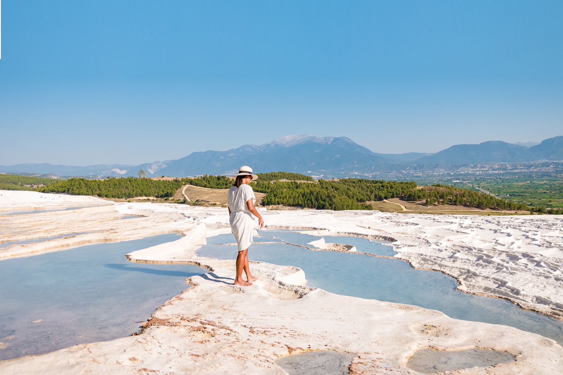 Turkey natural-travertine-pools-and-terraces-in-pamukkale