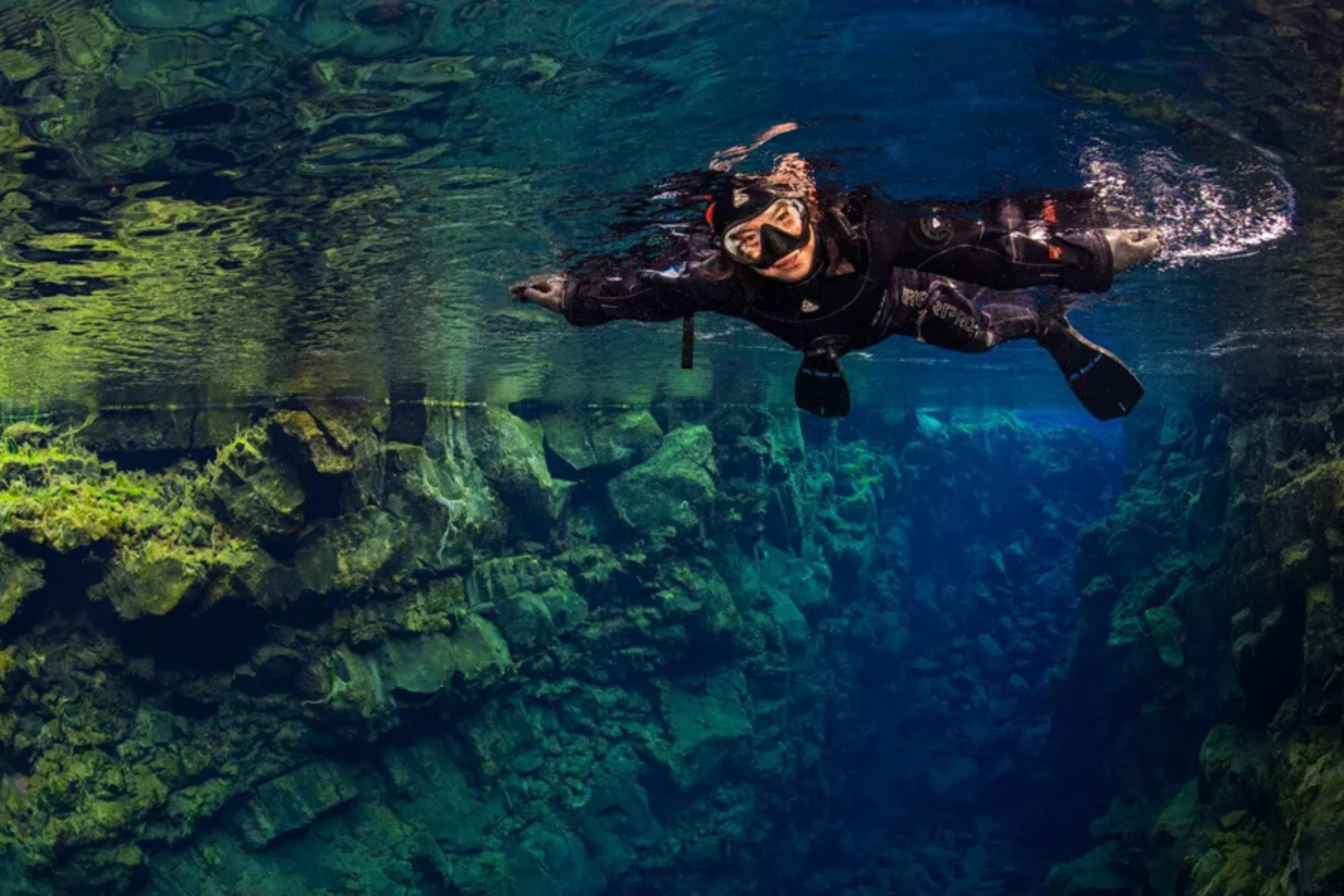 Snorkelling between two continents at Silfra