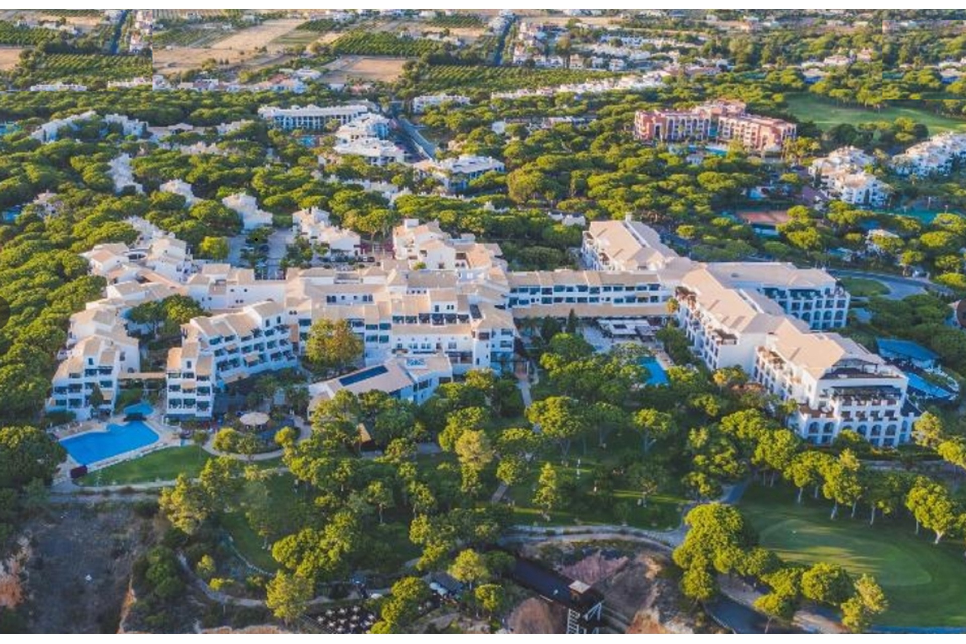 Pine Cliffs Resort 7