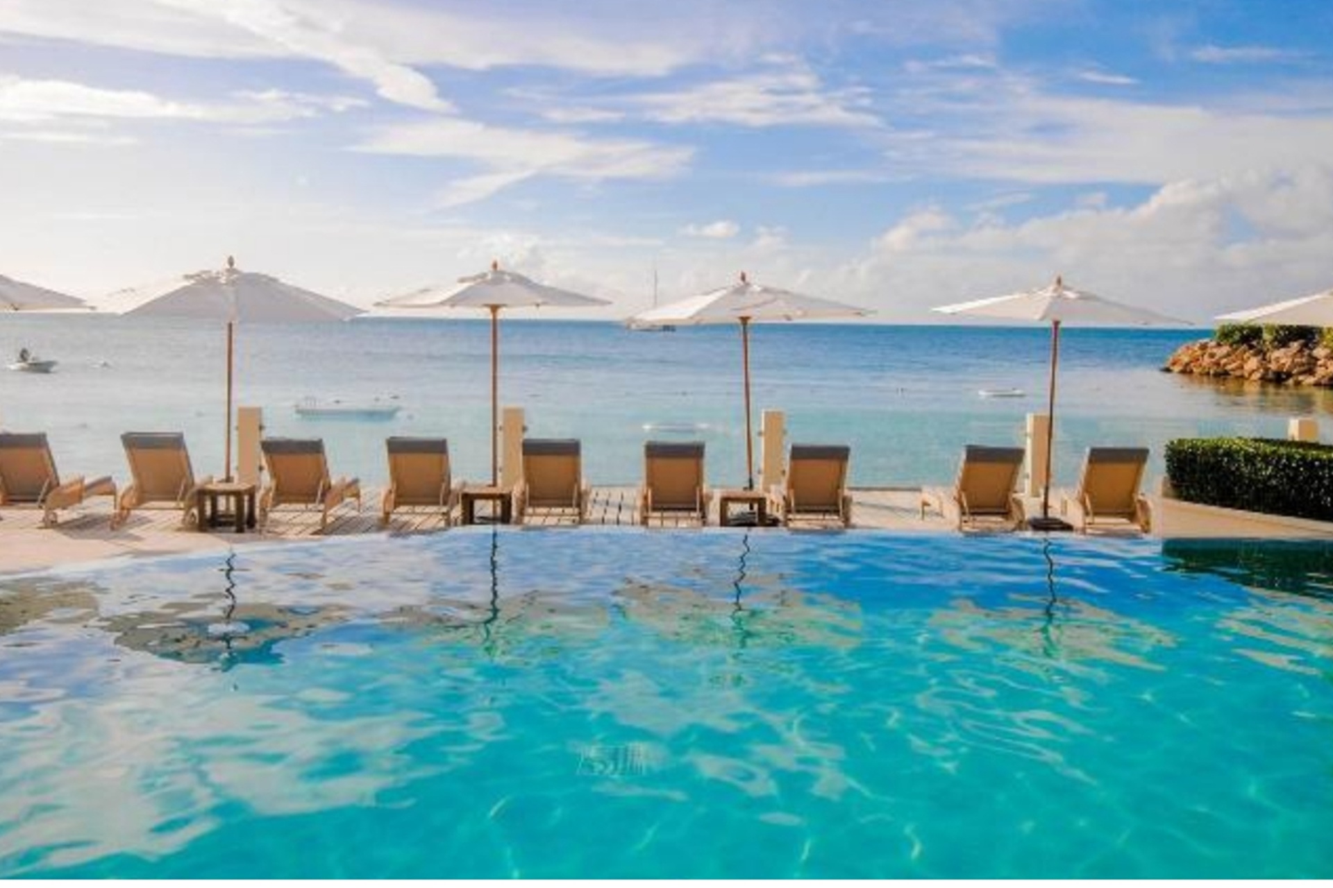Blue Waters Antigua 3